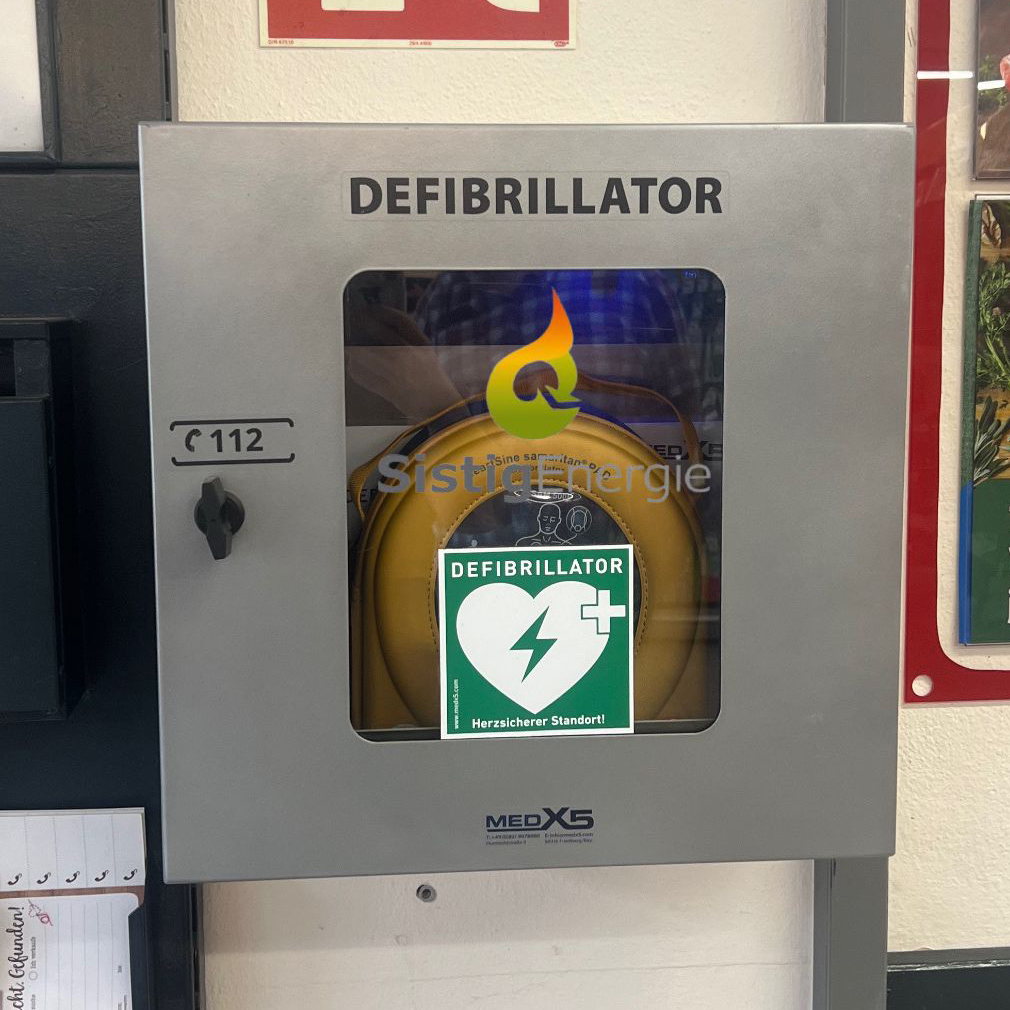 Defibrillator